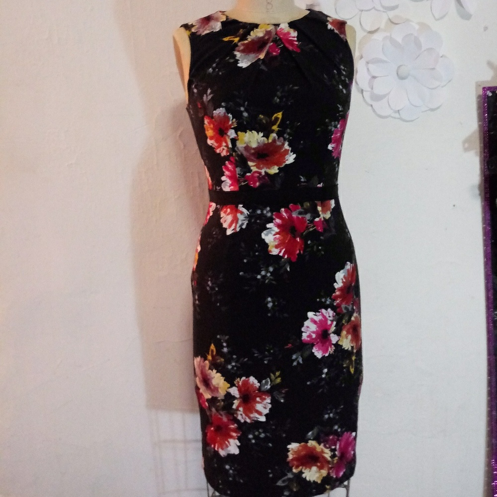CB ESTABLISHED BRAND SIZE 4 MADE IN VIETNAM